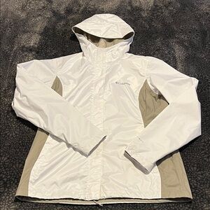 Columbia Women's Snow Jacket in White and Tan